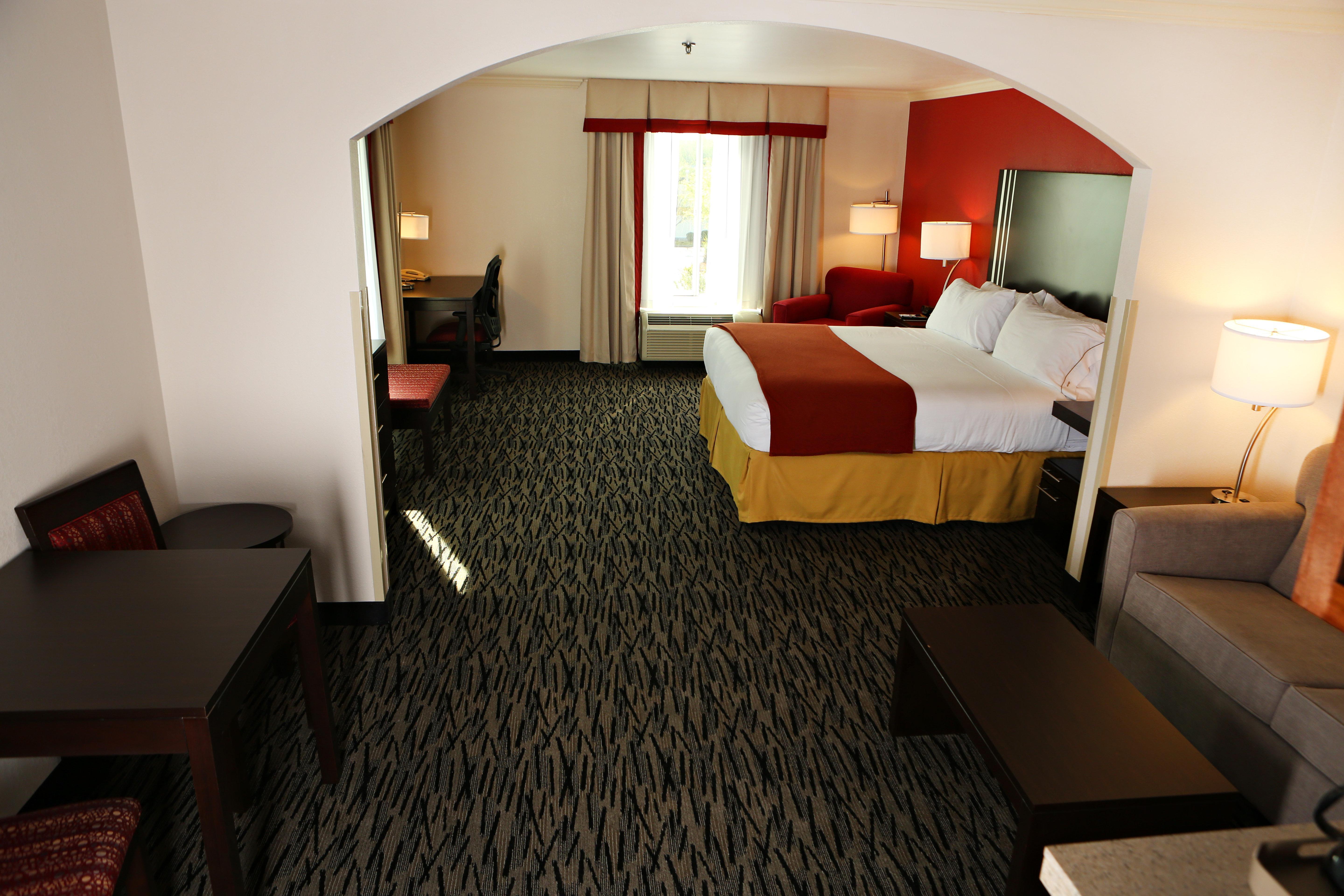 Holiday Inn Express Hotel & Suites - Sumter By Ihg Εξωτερικό φωτογραφία