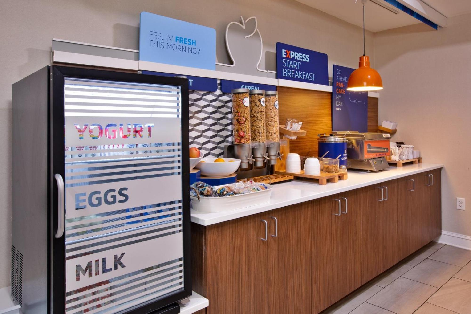 Holiday Inn Express Hotel & Suites - Sumter By Ihg Εξωτερικό φωτογραφία